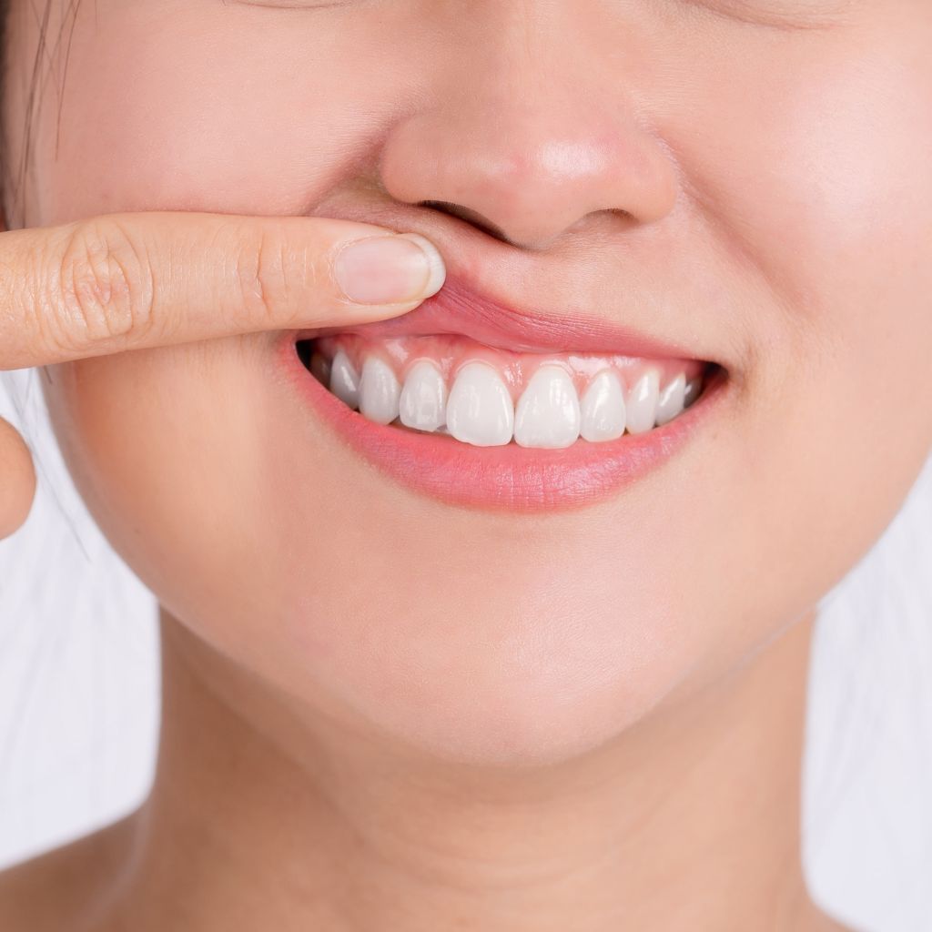when to see a periodontist